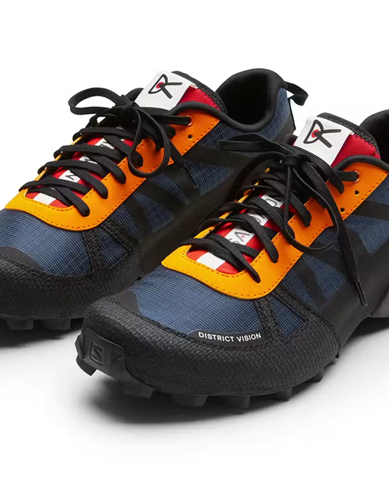 Mountain Racer, lateral